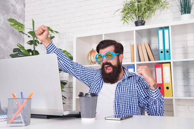 Co pana motywuje do pracy i jak wpływa to na codzienne obowiązki?