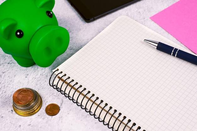 Jak oszczędzać pieniądze prowadząc budżet domowy w Excelu