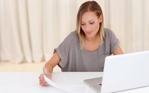 Praca zdalna wypełnianie wniosków co to jest i na czym polega?