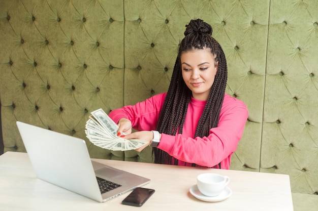 Jak dorobić parę groszy podczas codziennych zajęć?