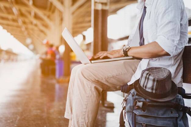 Jak wyjechać do Australii do pracy i czego się spodziewać?