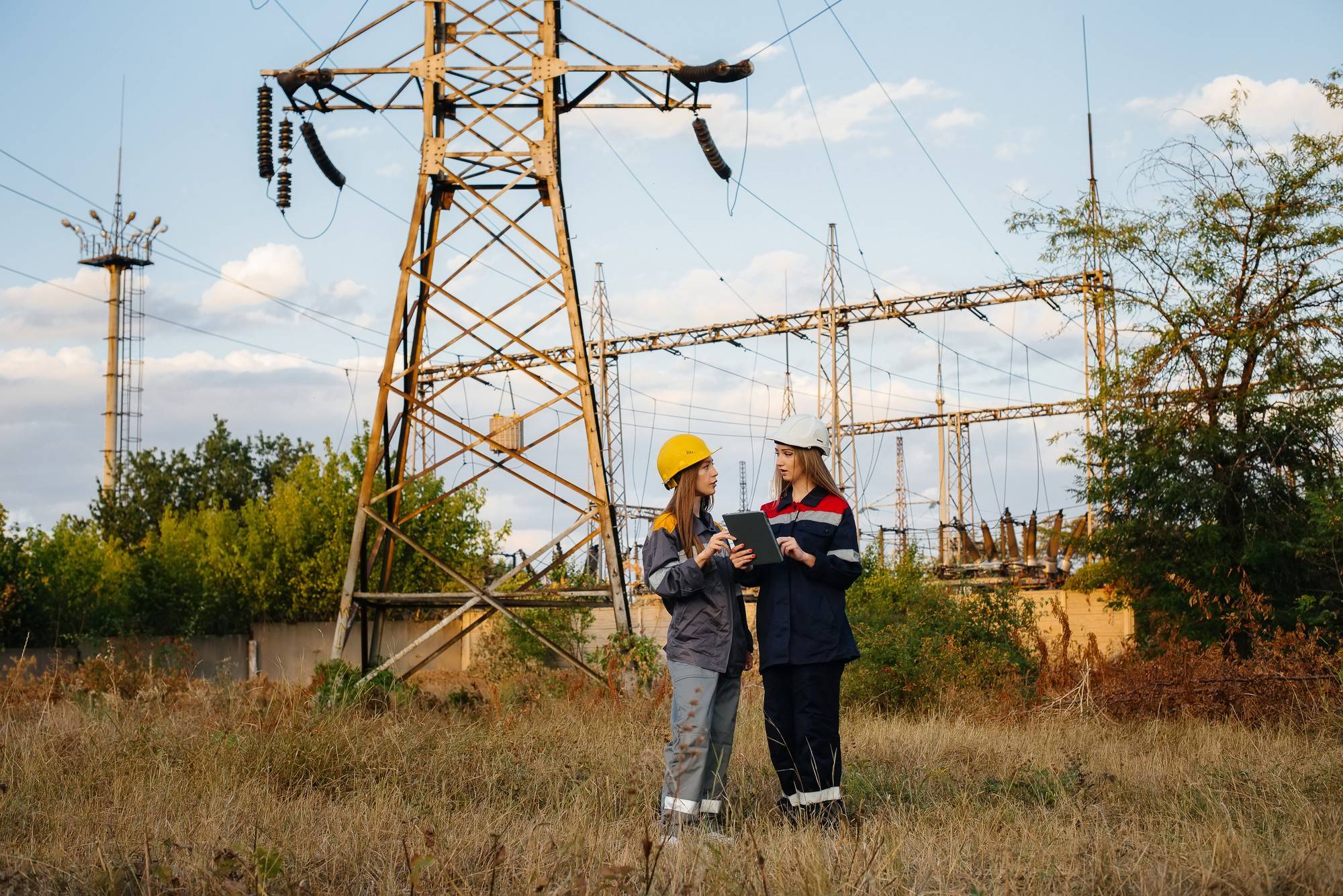 Ile zarabia elektromonter w Tauronie?